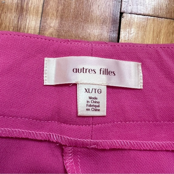 PINK TROUSERS - Picture 2 of 3